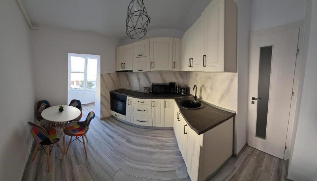 Apartament Central Iulia Sibiu Buitenkant foto